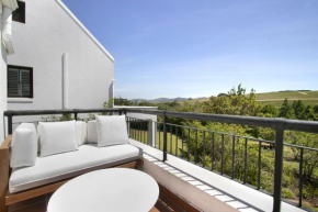 Winelands Golf Lodge on Fairway